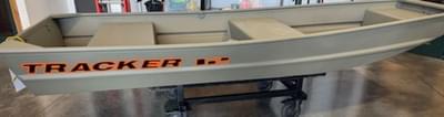 BOATZON | Tracker 1236 2025
