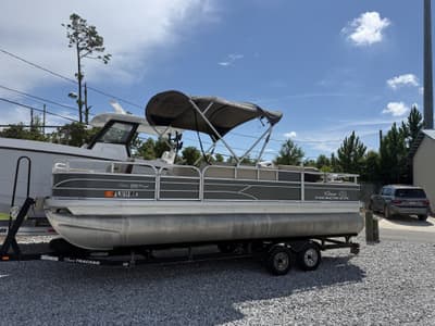 BOATZON | Tracker Bass Buggy 22 DLX FISHING BARGE 115HP 2017