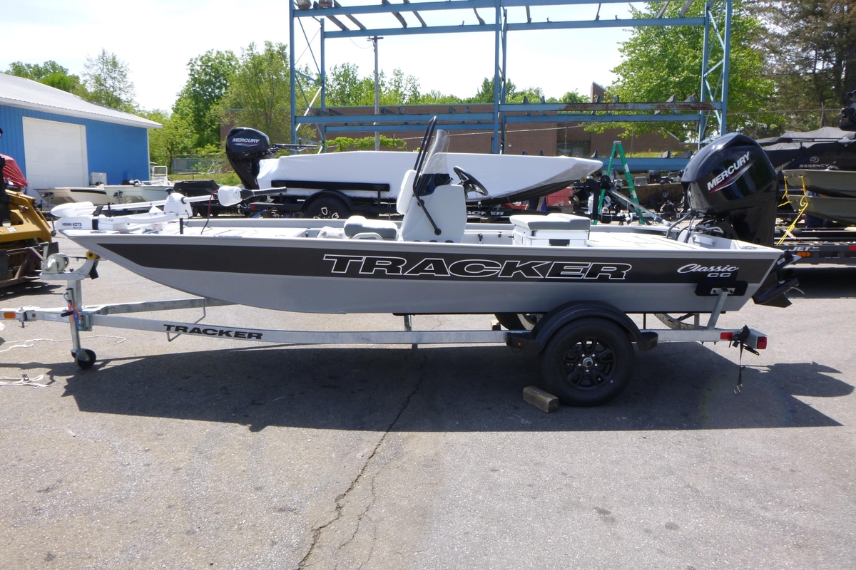 2026 Tracker Bass Tracker Classic CC - Sold Boat