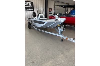 BOATZON | Tracker Bass Tracker Classic CC 2027