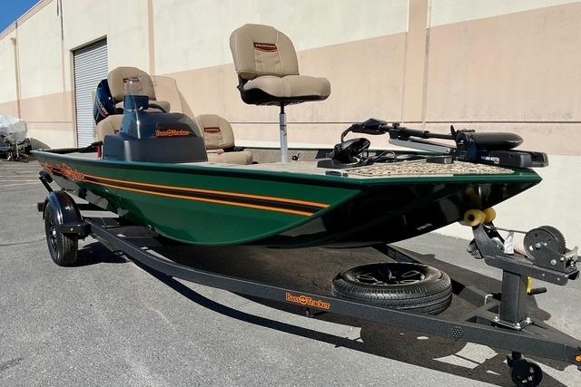 2026 Tracker Bass Tracker Classic Limited - Sold Boat