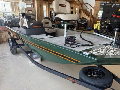 BOATZON | Tracker Bass Tracker Classic Limited 2026