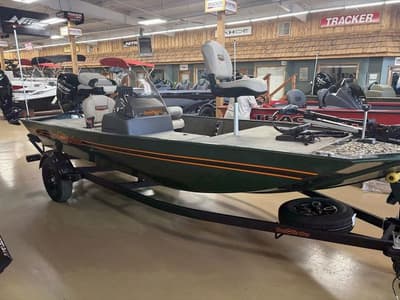 BOATZON | Tracker Bass Tracker Classic Limited 2026