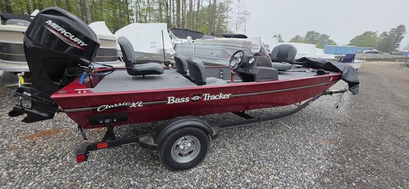 2020 Tracker Bass Tracker Classic XL - Sold Boat
