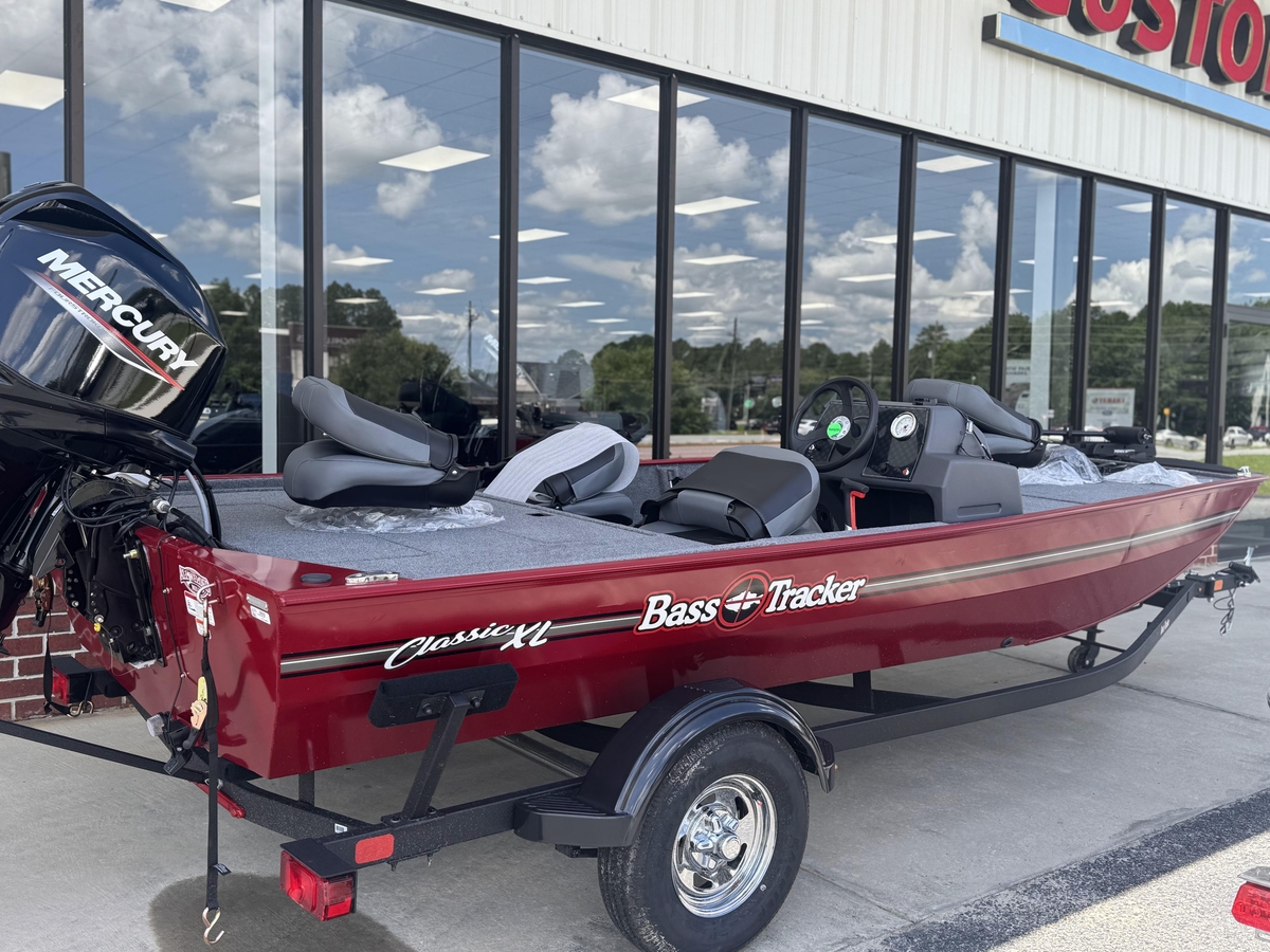 2025 Tracker Bass Tracker Classic XL - Sold Boat