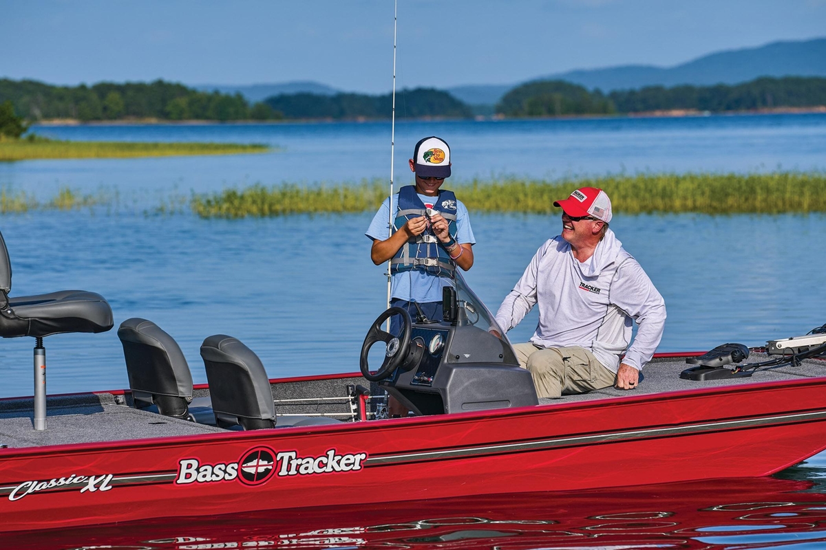 2026 Tracker Bass Tracker Classic XL - Sold Boat
