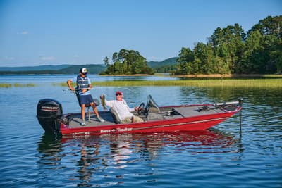 BOATZON | Tracker Bass Tracker Classic XL 2026