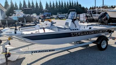 BOATZON | Tracker Boats Bass Tracker Classic CC 2026