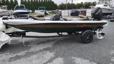 BOATZON | Tracker Boats Bass Tracker Classic Limited 2026