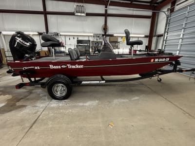 BOATZON | Tracker Boats BASS TRACKER Classic XL 2021