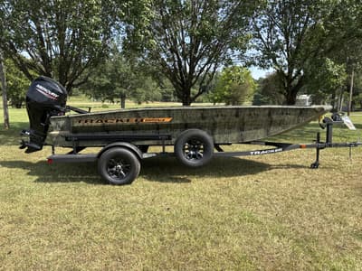 BOATZON | Tracker Boats Grizzly 1756 T Marsh 2026