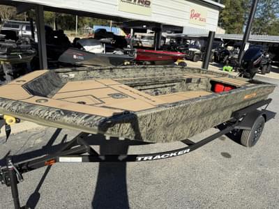 BOATZON | Tracker Boats Grizzly 1756 T Marsh 2026