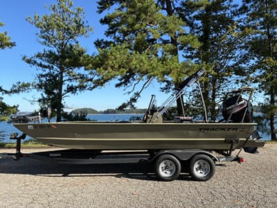 BOATZON | Tracker Boats GRIZZLY 2072 CC 2019