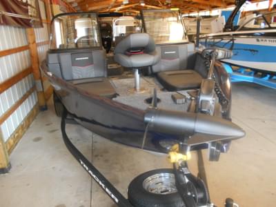 BOATZON | Tracker Boats PRO GUIDE V 175 COMBO 2026