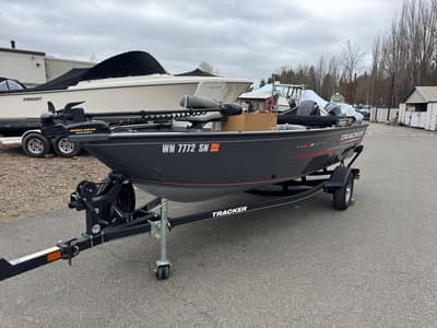 BOATZON | Tracker Boats PRO GUIDE V16 2018