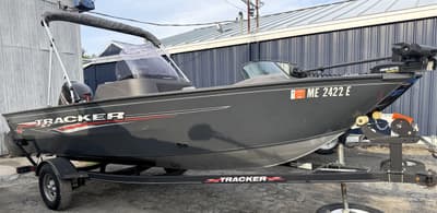 BOATZON | Tracker Boats PRO GUIDE V16 SC 2021