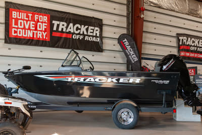 BOATZON | Tracker Boats Pro Guide V175 Combo 2026