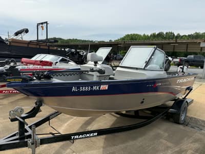 BOATZON | Tracker Boats Pro Guide V175 WT 2013