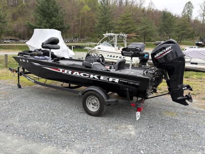 BOATZON | Tracker Boats Pro Team 170 2025