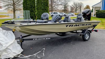 BOATZON | Tracker Boats Pro Team 175 2026