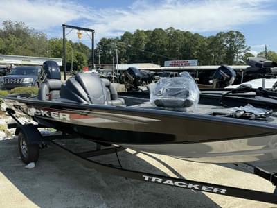 BOATZON | Tracker Boats Pro Team 175 Crappie Edition 2026