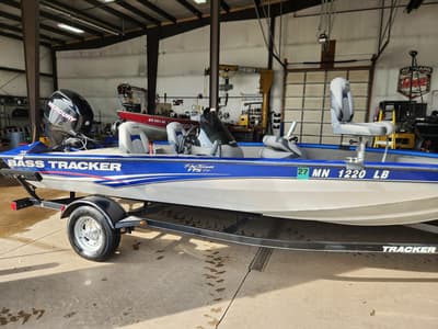 BOATZON | Tracker Boats Pro Team 175 TF 2012