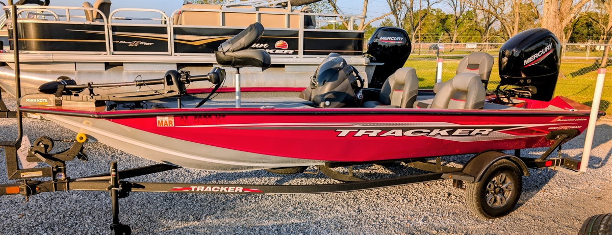 2023 Tracker Boats Tracker Boats Pro Team 175 Tournament Edition 2023 - Sold Boat