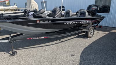 BOATZON | Tracker Boats PRO TEAM 175 TXW 2023