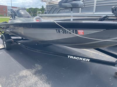 BOATZON | Tracker Boats PRO TEAM 190 2012