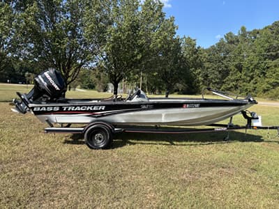 BOATZON | Tracker Boats PRO TEAM 190 TX 2011
