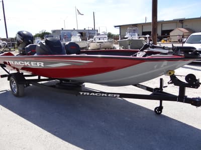 BOATZON | Tracker Boats PT 175 CRAPPIE 2025