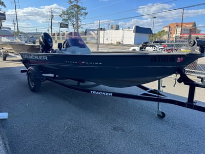 BOATZON | Tracker Boats SUPER GUIDE V16 SC 2016