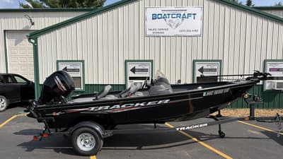 BOATZON | Tracker Boats Super Guide V16 Side Console 2025