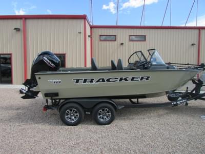 BOATZON | Tracker Boats Targa 18 Combo Tournament Edition 2026
