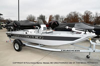 BOATZON | Tracker CLASSIC CC 2026