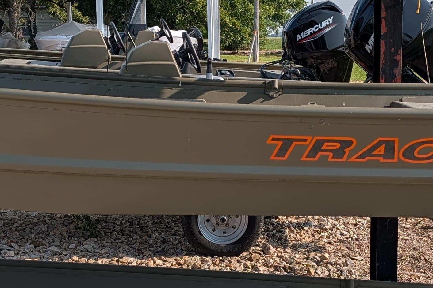 Tracker Grizzly 12 Jon 2026
