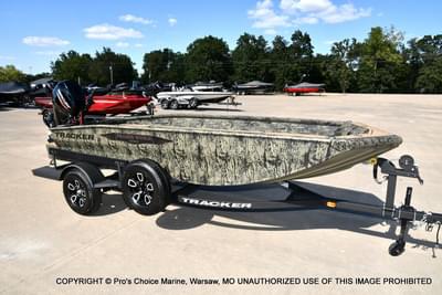 BOATZON | Tracker Grizzly 1650 T Prairie Wings Edition w40HP Mercury Tiller 2026