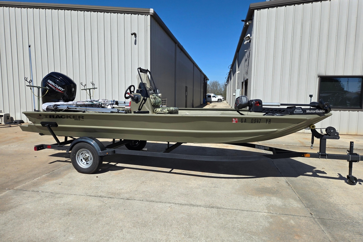 2025 Tracker Grizzly 1860 CC - Sold Boat