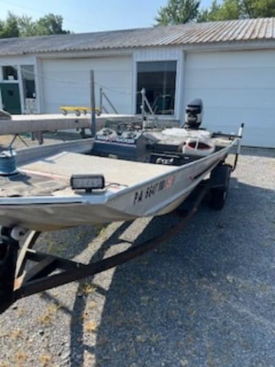 BOATZON | TRACKER MARINE BASS 16 1986