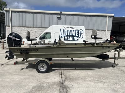 BOATZON | Tracker Marine GRIZZLY 1754SC 2011