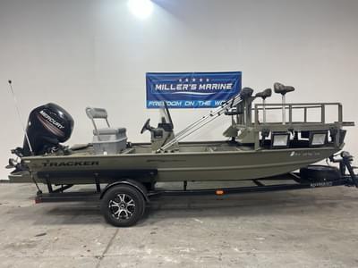 BOATZON | Tracker Marine GRIZZLY 1860 MVX Sportsman 2016