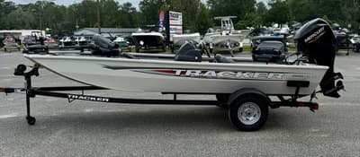 BOATZON | Tracker® Boats PRO 170 2026