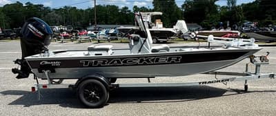 BOATZON | TRACKER MARINE TRK CLASSIC CC 2027