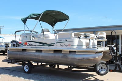 BOATZON | TRACKER PARTY BARGE 20 2011