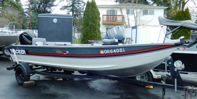 BOATZON | Tracker Pro 17 Deep Vee 1990