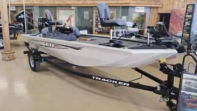 BOATZON | Tracker Pro 170 2026