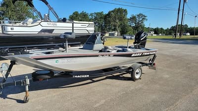 BOATZON | Tracker PRO ANGLER 16 2011