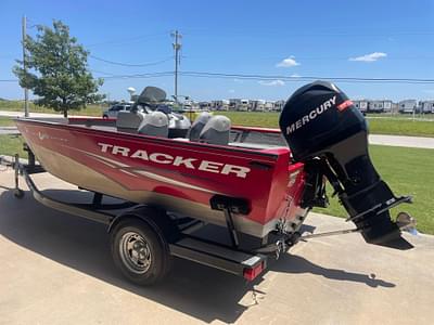 BOATZON | Tracker Pro Guide 175 2012 BOATZON | Tracker Pro Guide 175 2012