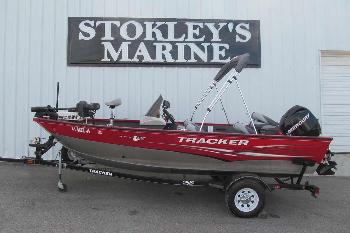 2012 Tracker Pro Guide V16 SC - Sold Boat