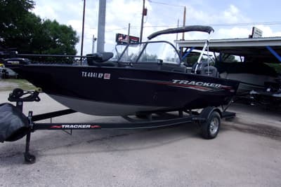 BOATZON | Tracker Pro Guide V17 WT 2022